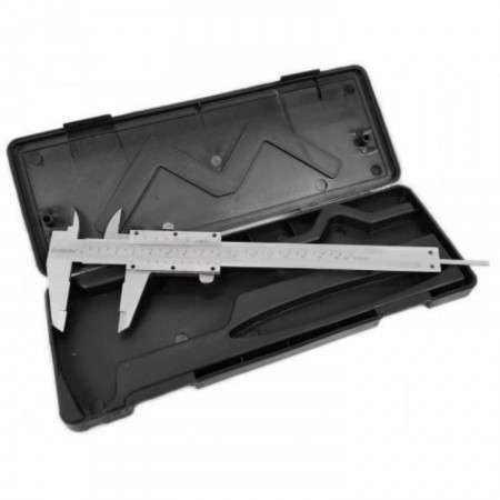 Обикновен метален шублер 0 - 150 мм., 0,02 мм. Обикновен метален шублер 0 - 150 мм., 0,02 мм.